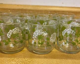 Libby Queen Anne's Lace by M. Dia floral glasses 3 1/2" tall. 1960s-1970s