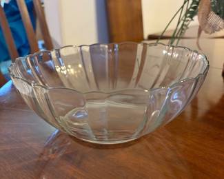 VTG Arcoroc France Serving Bowl 