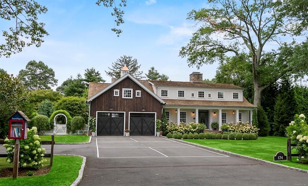 MLS PHOTOS NOT ALL ITEMS AVAILABLE 