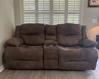 Ashley Electric Loveseat 80L / 35D / 41H