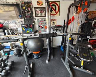 Squat rack with two weight bars