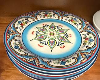 Euro Ceramica Zanzibar dinner plates, featuring a vibrant Mediterranean-inspired floral design.