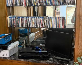 Variety of Blu Ray discs, DVD/Blu Ray Players, electronic cords