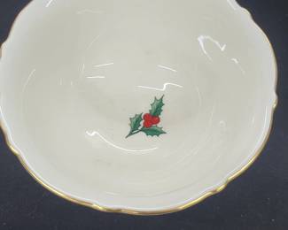 Pickard Hand Decorated Holly and Berries Bowl