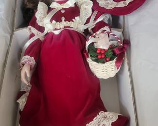 Gorham Gifts of the Garden Collection Doll  Holly