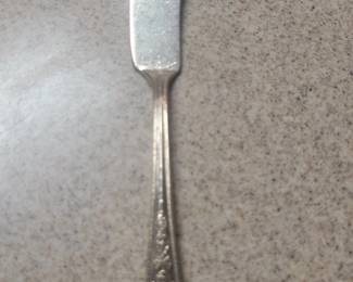 Community Plate Hampton Court Butter Knife