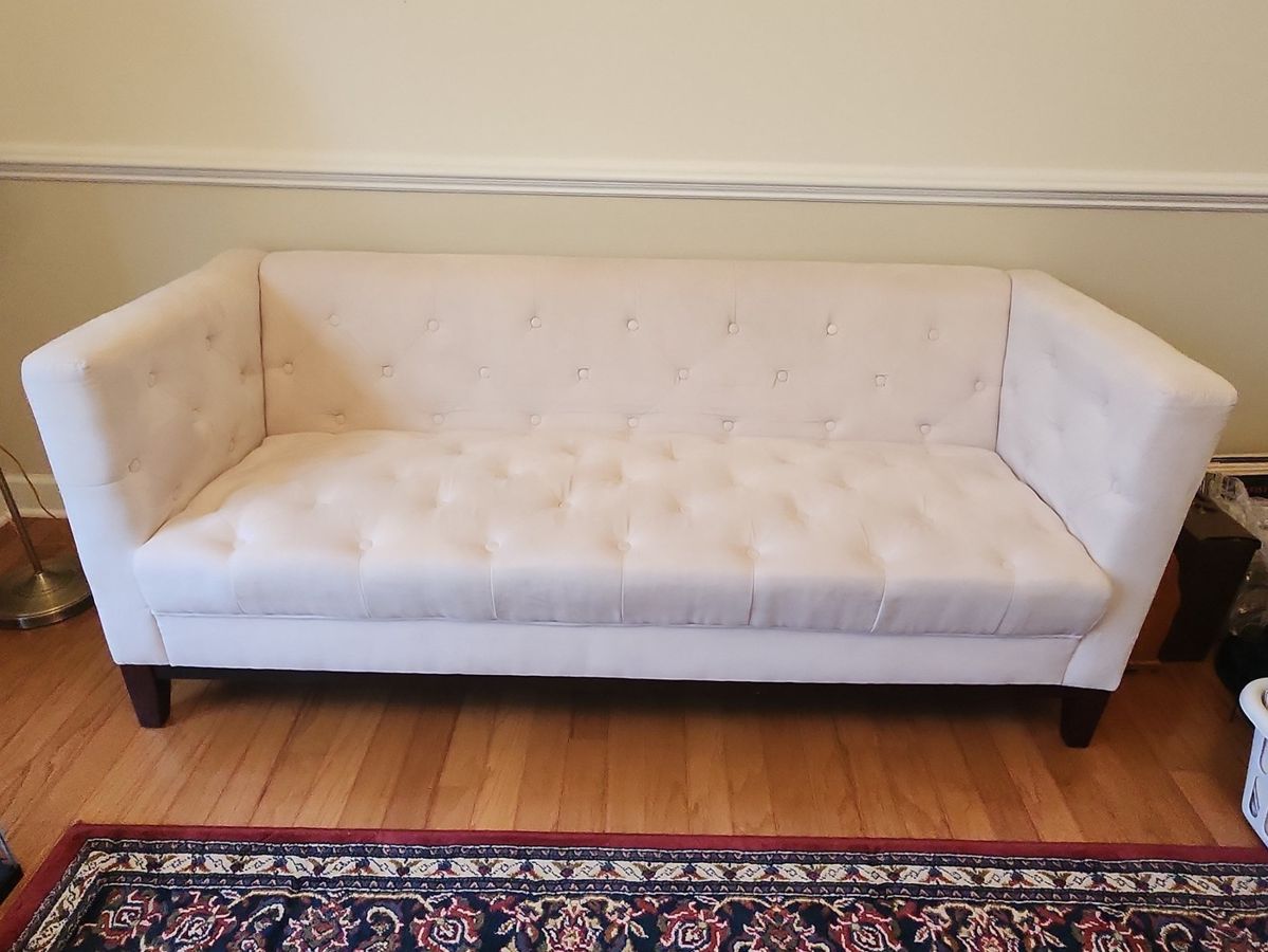 Tufted Upholstered Sofa