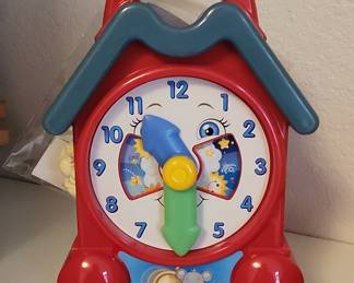 Fisher-Price Musical Teaching Clock