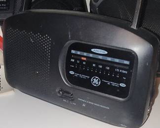 GE Portable AM/FM Radio