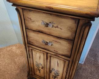 Country French/Shabby Chic Chest.