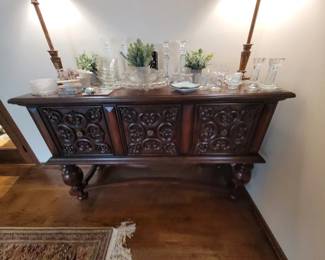 Beautiful like new sideboard by Hooker 