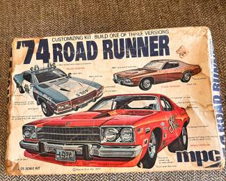 74 Road Runner Model Car