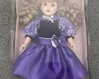 Coll Collectable Dolls