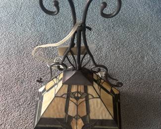 Furn1 Tiffany Style Sconce 