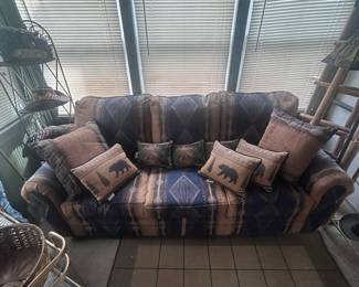 Fur SW Style Pull Out Couch