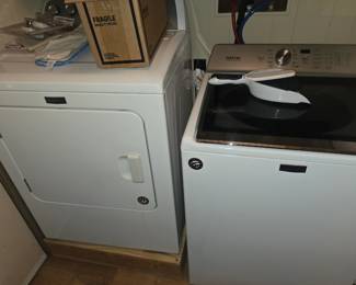 Washer dryer combo set