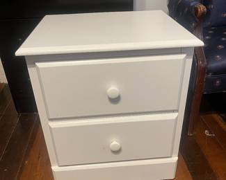 White 2 drawer night stand