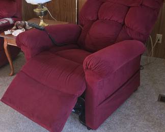 Golden Technologies MaxiComfort Cloud PR-510 Infinite Position Power Lift Recliner