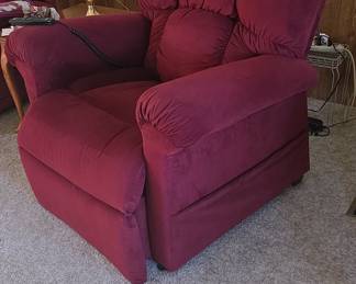 Golden Technologies MaxiComfort Cloud PR-510 Infinite Position Power Lift Recliner