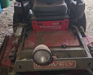 Gravely 152Z Zero-Turn Riding Mower