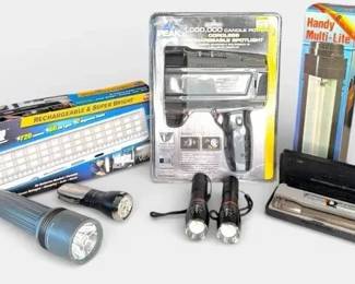 Flashlight and Emergency Lighting Lot