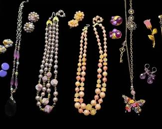 Vintage Style Warmtoned Necklaces, Earrings, And Brooches