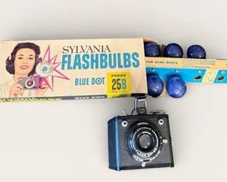 Vintage Kodak Brownie Flash Six20 Camera with Sylvania Press 25B Blue Dot Flashbulbs