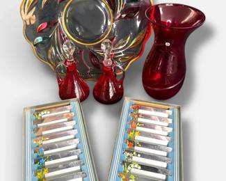 Vintage Ruby Red Crackle Cruets Glass Craftsmen Mirrored Place Card Sets