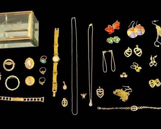 Vintage GoldTone Jewelry Gruen Watch  Danbury Mint Bracelet