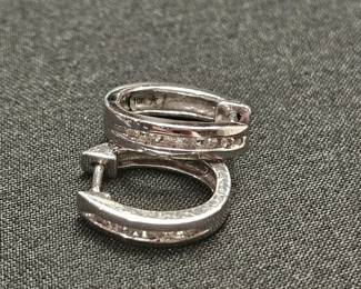 10 karat white gold diamond earrings