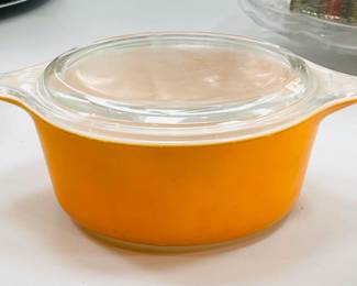 Pyrex - Orange Casserole Dish 