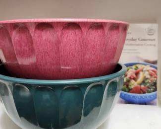 Vintage melamine bowls