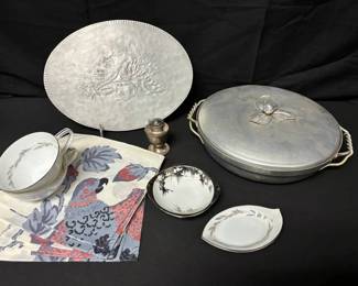 CT256 MidCentury Hammered Aluminum Serveware