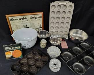 CT298Vintage Cookware