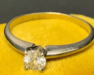 MA117VDiamond Ring