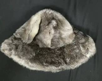 CT435RFur hat and more