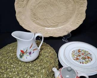 CT292Vintage Serveware