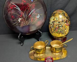 CT283Asian Serving Dish With Cream And Sugar And Decorative Egg