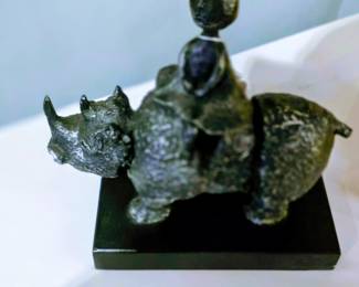 Mid Centuey s ulpture.