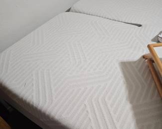 King size Sleep Number 360 Smart Bed