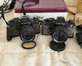 Pair of Contax 139 35mm film cameras w/ Zeiss Planar T* 50mm 1.7 lenses