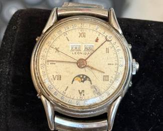 Vintage SS Leonidas Pre-Hever Triple
Date Moon Phase Watch