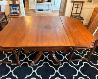 Circa 1825 Empire period New England Empire drop leaf table