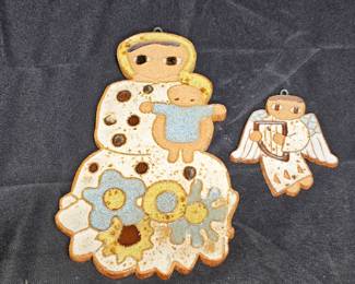 Ceramic Wall Plaque Flower Madonna & Angel