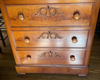 #25 Antique Oak Chest of drawers, 3 drawers on casters. With towel rack pull out. 30x16x31 $ 150.00