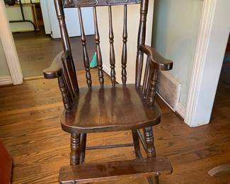 #6 Antique Wooden high chair with spindle design 39.9 h x 12"seat $ 40.00