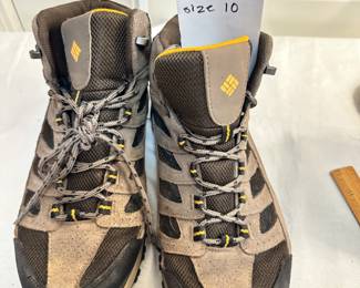#57 Columbia waterproof boots men’s size 10 $ 25.00