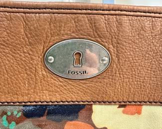 #53 Fossil key-per shoulder bag. Floral patterned coated canvas with brown leather trim $ 20.00