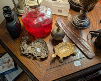 trinkets, home decor