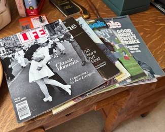 Vintage Magazines 